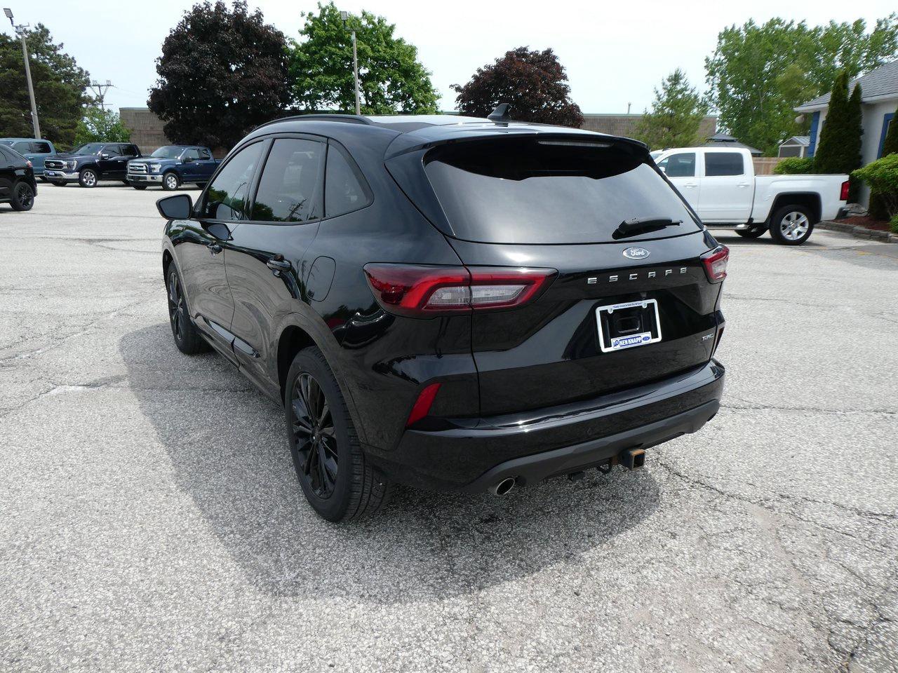 2023 Ford Escape ST-Line Elite | Heated Seats | Nav | Backup Cam | Photo