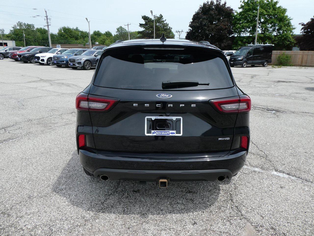 2023 Ford Escape ST-Line Elite | Heated Seats | Nav | Backup Cam | Photo
