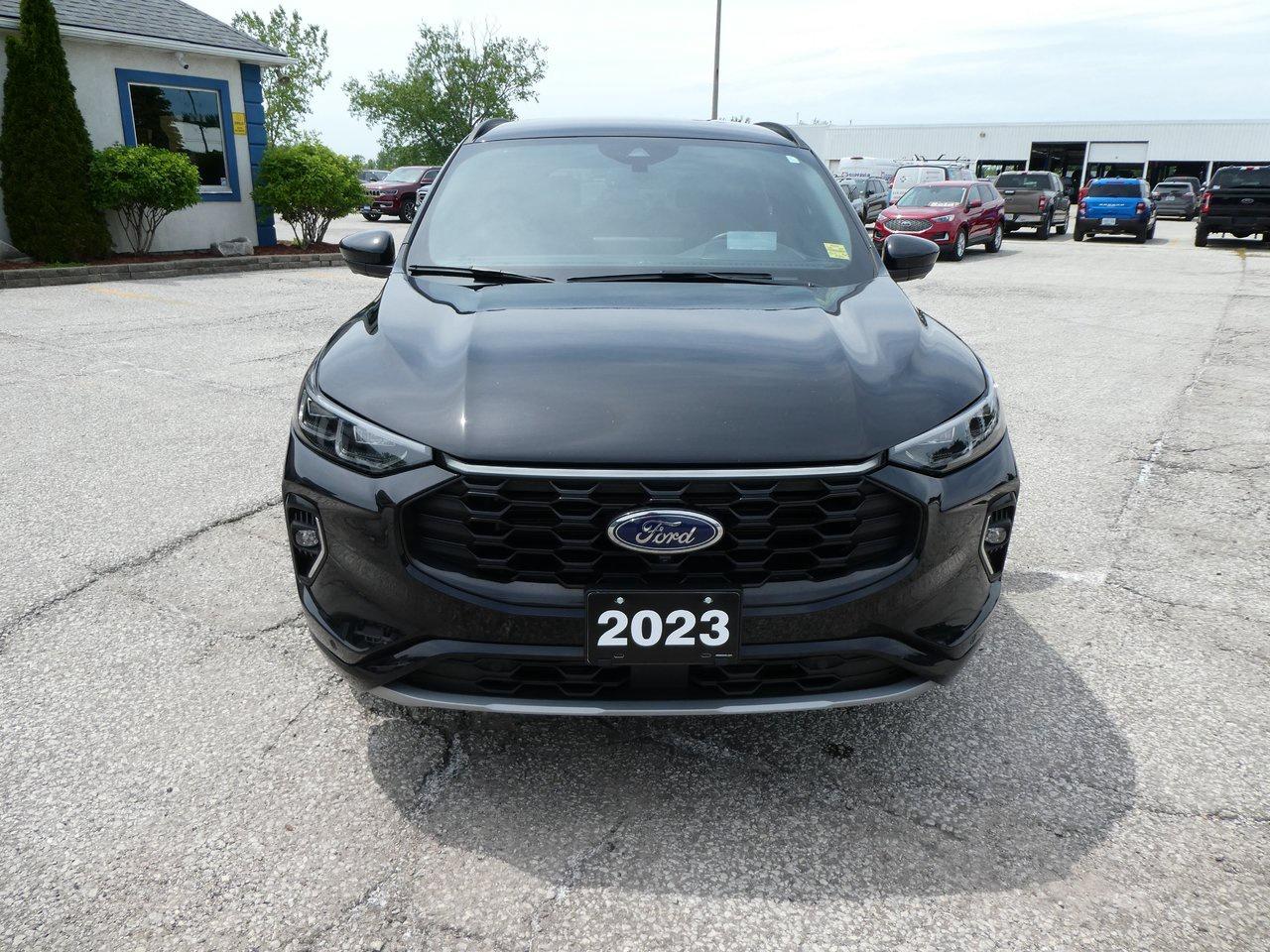 2023 Ford Escape ST-Line Elite | Heated Seats | Nav | Backup Cam | Photo