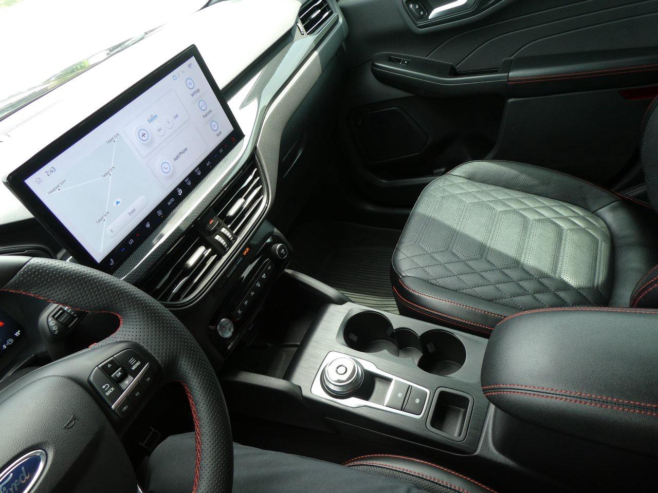 2023 Ford Escape ST-Line Elite | Heated Seats | Nav | Backup Cam | Photo