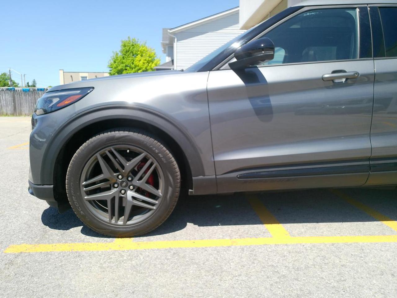 2026 Ford Explorer ST 4WD Photo