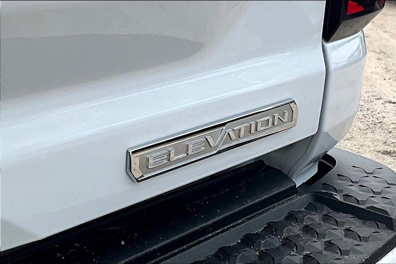 2024 GMC Canyon  Photo