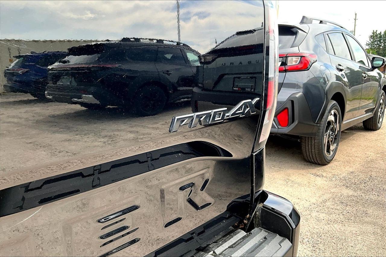 2024 Nissan Frontier V6 | 4X4 | CREW CAB | LOADED Photo