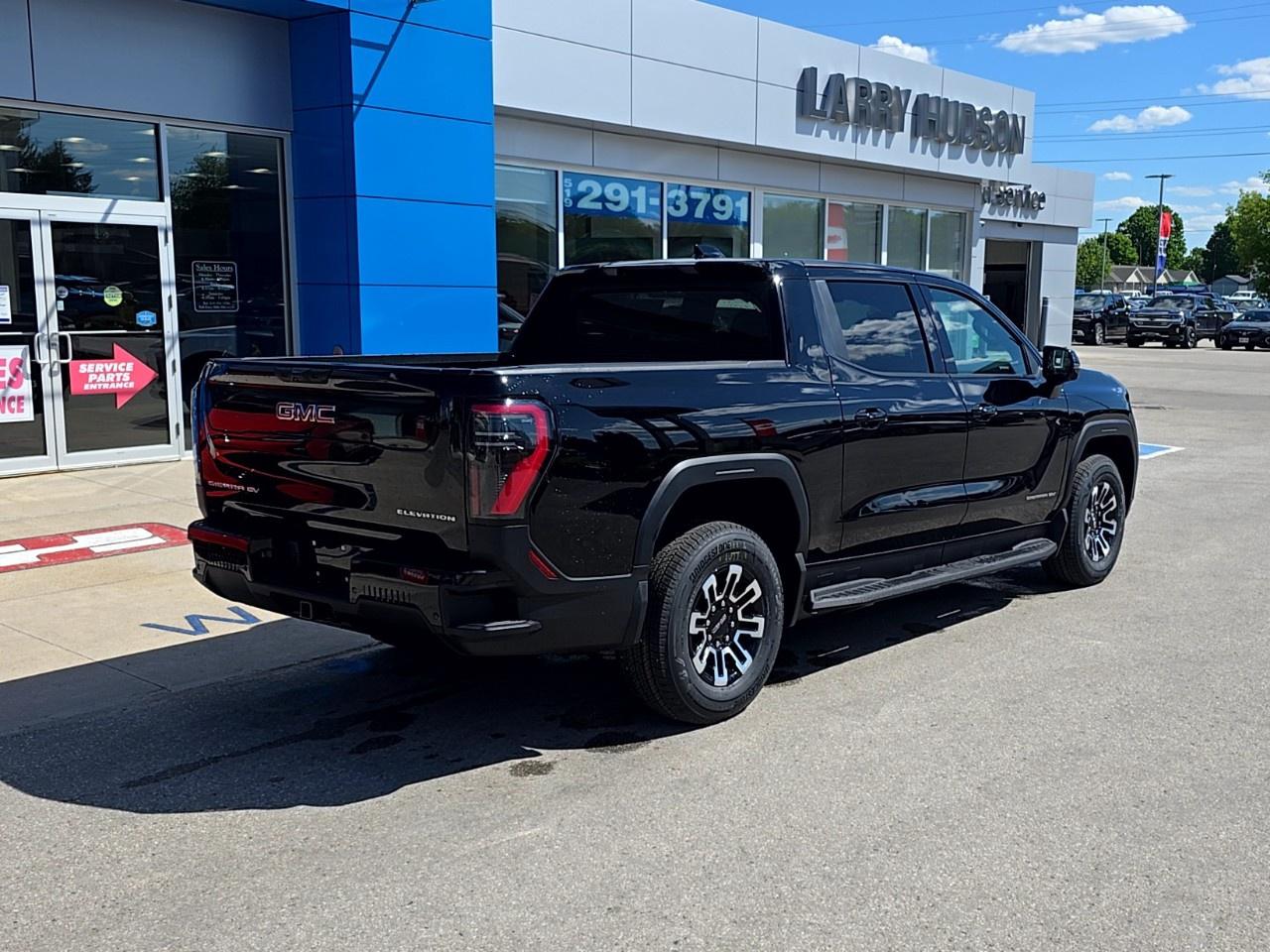 2026 GMC Sierra EV e4WD Crew Cab Extended Range Elevation Photo