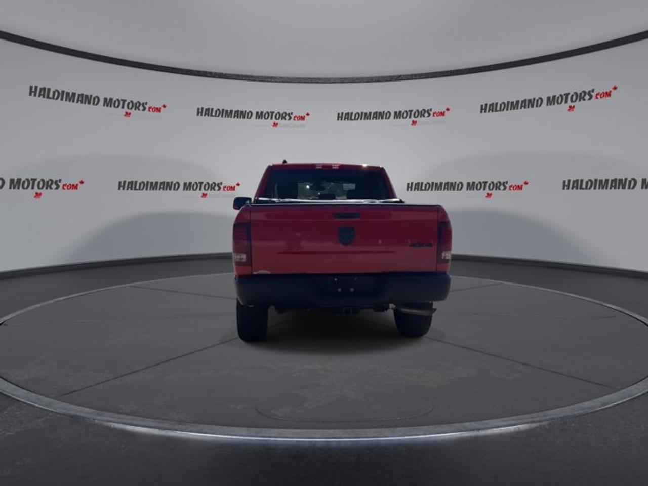 2021 RAM 1500 Classic Classic Warlock Crew Cab 5'7 Box 4x4 | No Accidents Photo