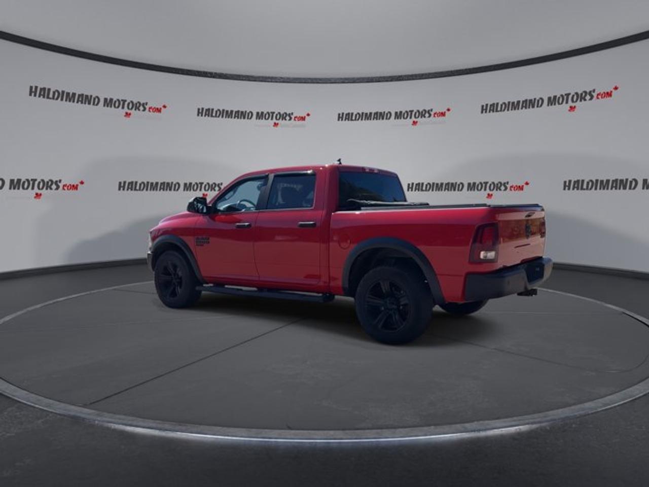 2021 RAM 1500 Classic Classic Warlock Crew Cab 5'7 Box 4x4 | No Accidents Photo