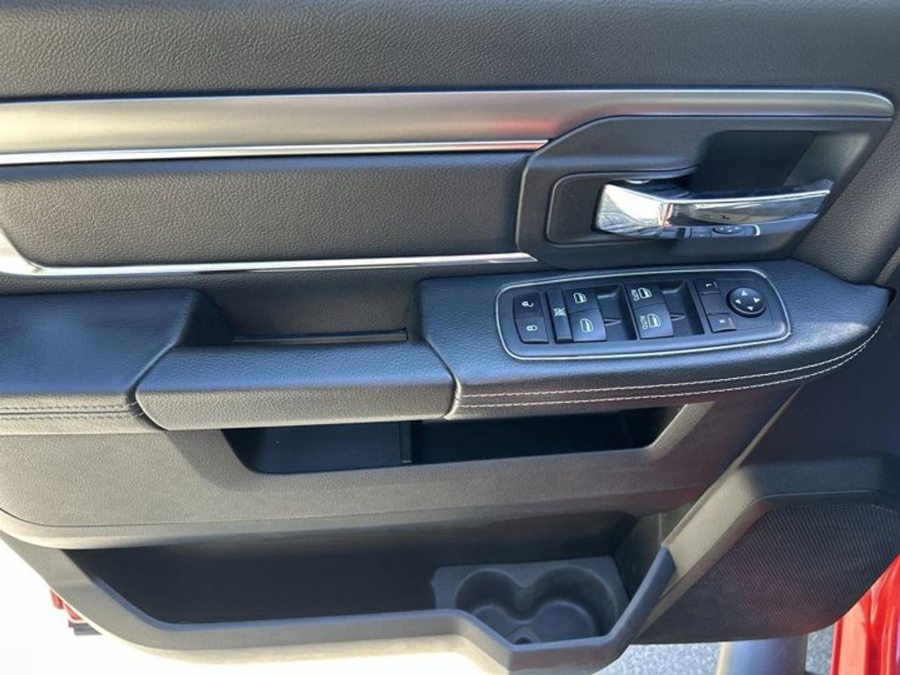 2021 RAM 1500 Classic Classic Warlock Crew Cab 5'7 Box 4x4 | No Accidents Photo