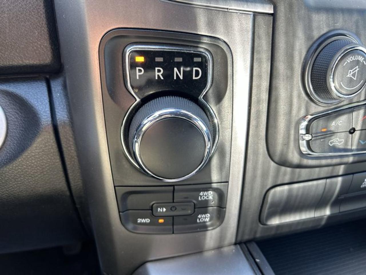 2021 RAM 1500 Classic Classic Warlock Crew Cab 5'7 Box 4x4 | No Accidents Photo