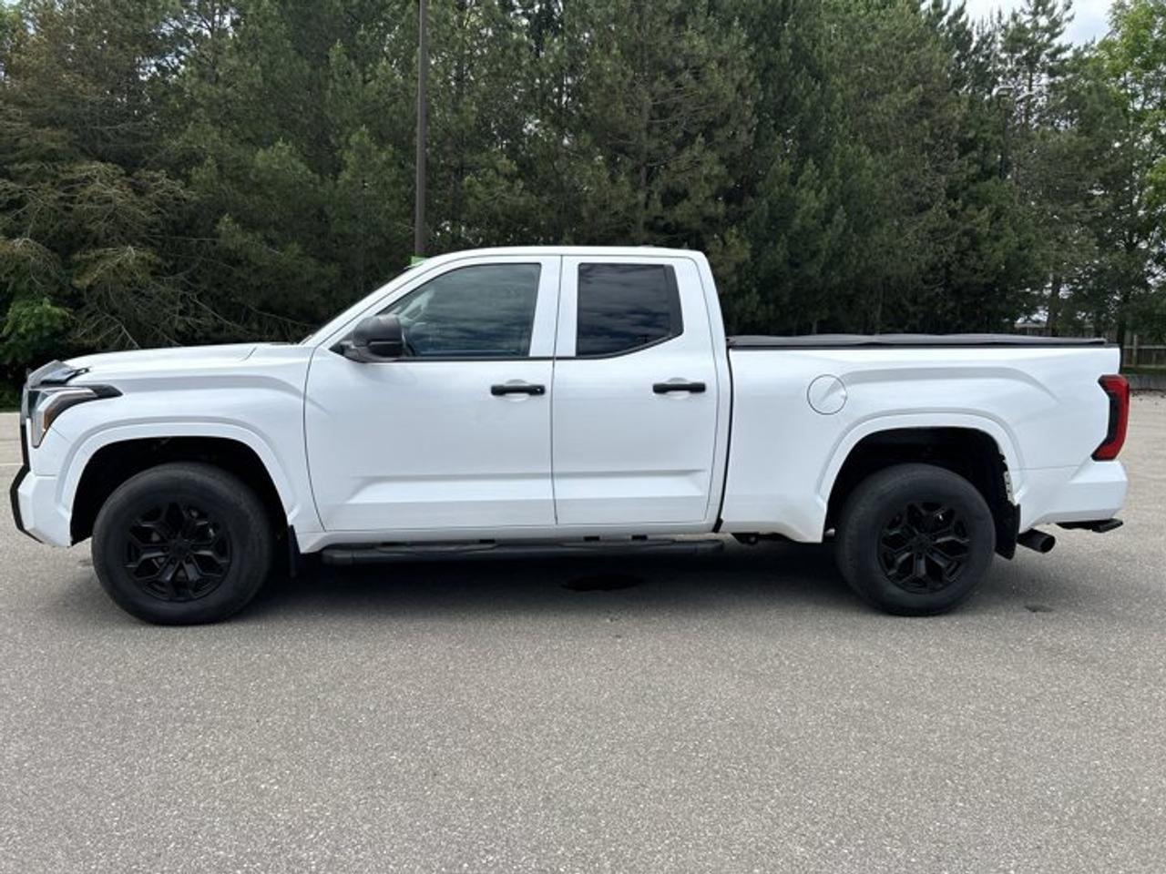 2023 Toyota Tundra SR Double Cab 4x4 | No Accidents Photo