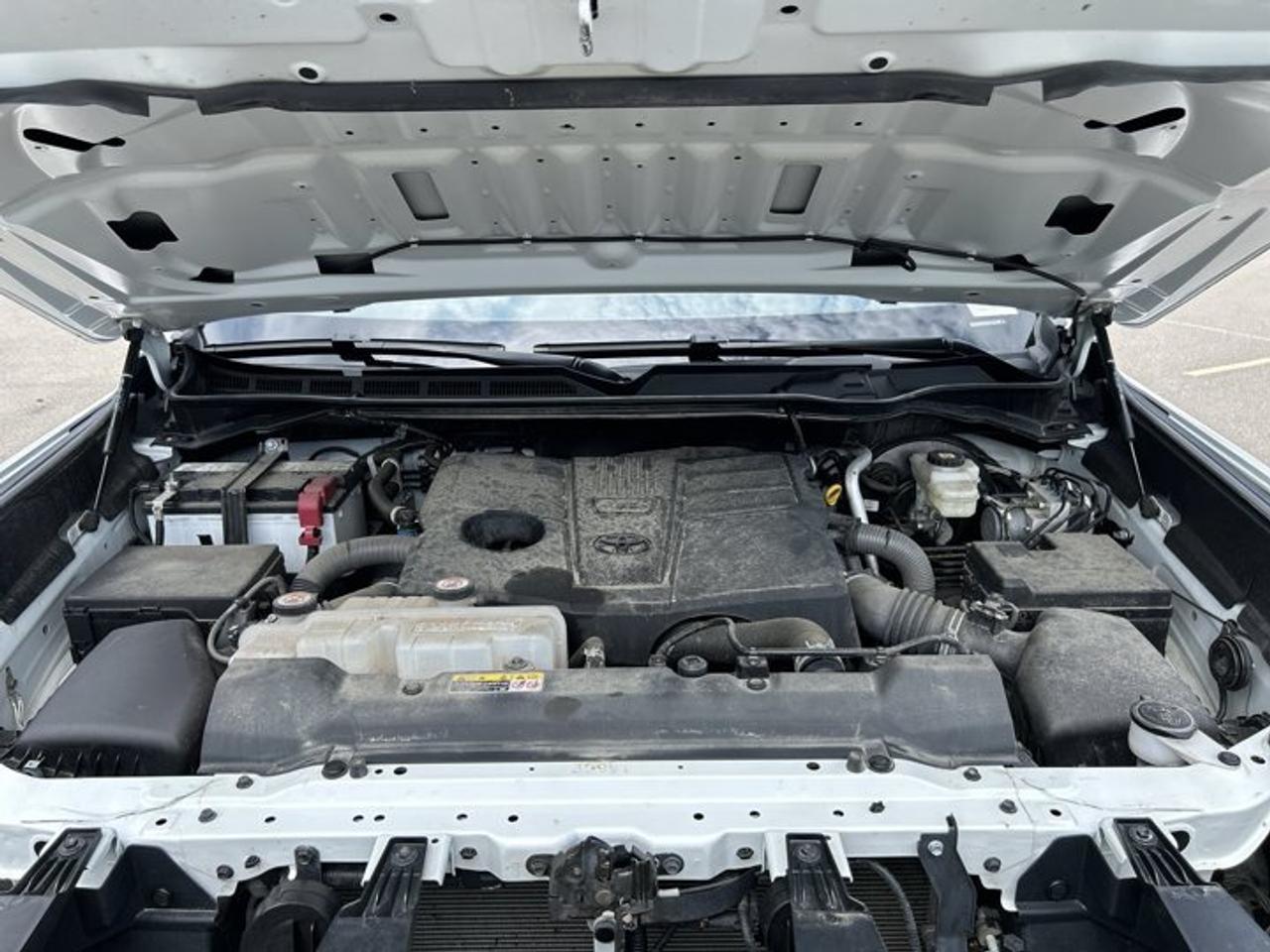 2023 Toyota Tundra SR Double Cab 4x4 | No Accidents Photo