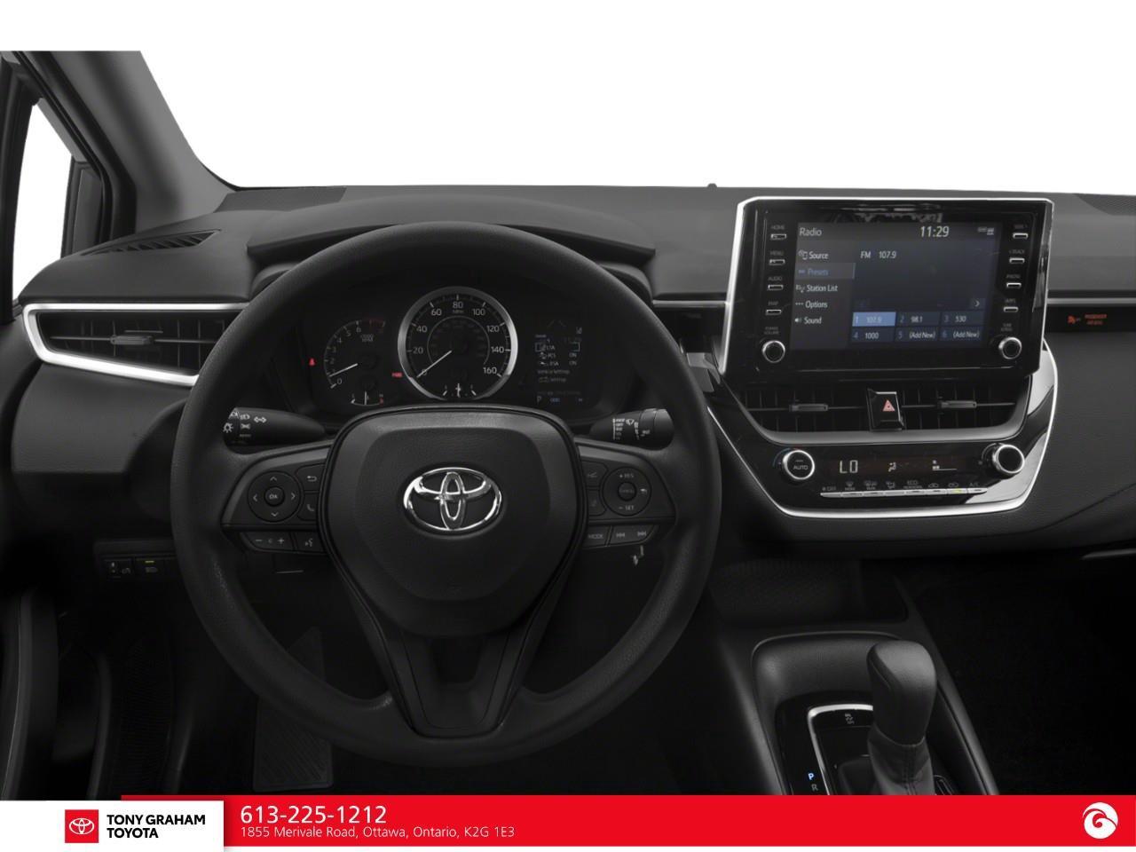 2021 Toyota Corolla LE Photo4