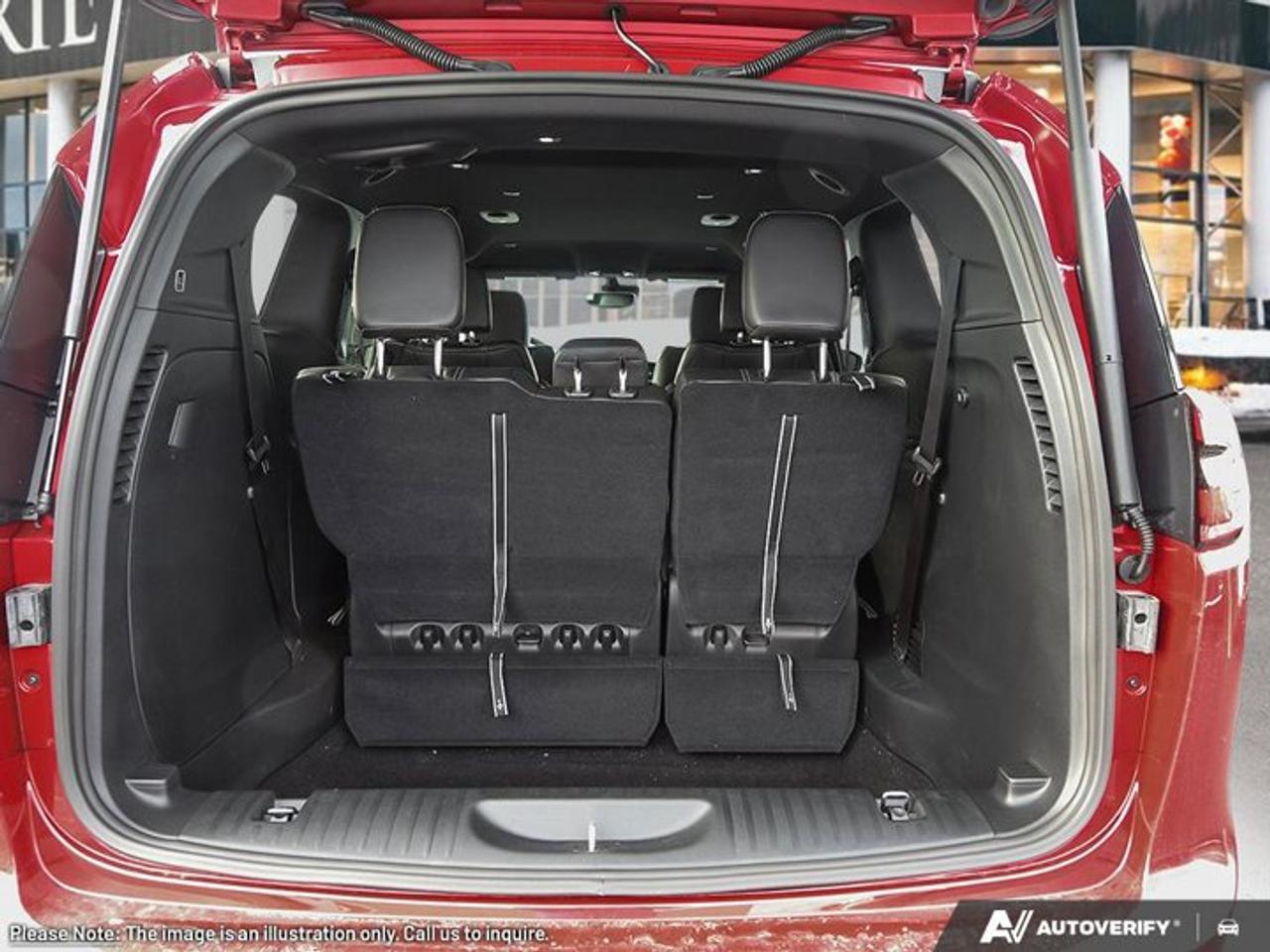 2026 Chrysler Pacifica Select Photo