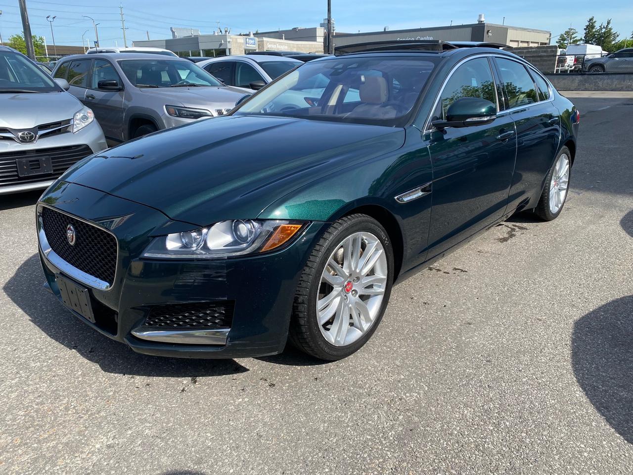2017 Jaguar XF 35t Prestige | AWD | NAV | Sunroof Photo2