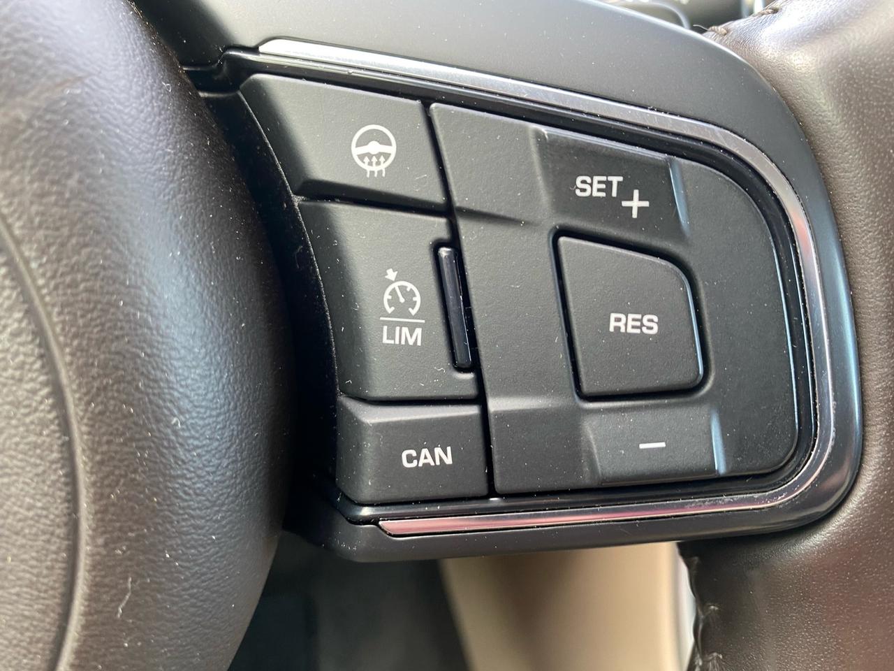 2017 Jaguar XF 35t Prestige | AWD | NAV | Sunroof Photo