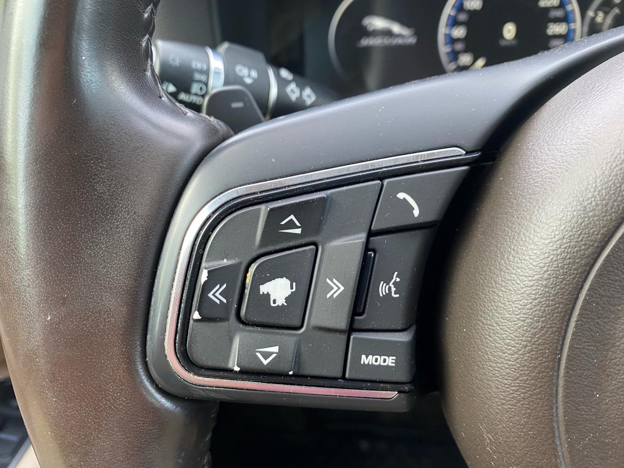 2017 Jaguar XF 35t Prestige | AWD | NAV | Sunroof Photo