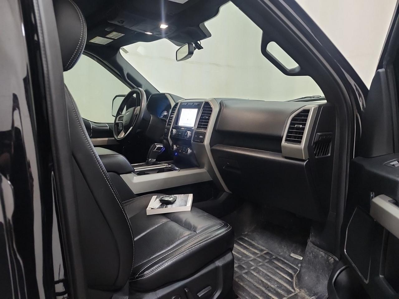 2020 Ford F-150 SUPERCREW | LARIAT | 502 A | 4WD | 3.5 L | NO ACCIDENTS Photo