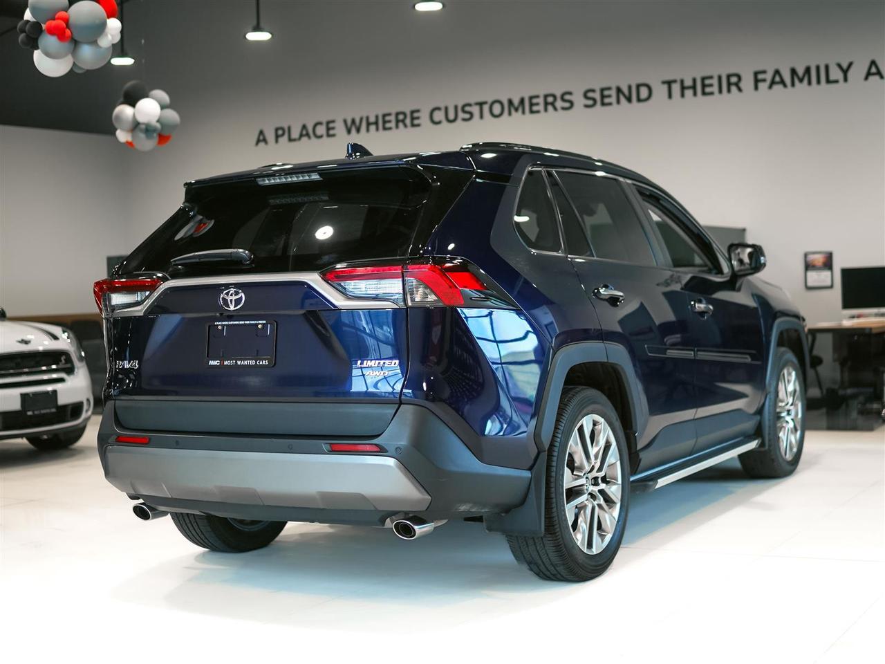 2019 Toyota RAV4 ** SALE PENDING BY AMIT ** Photo