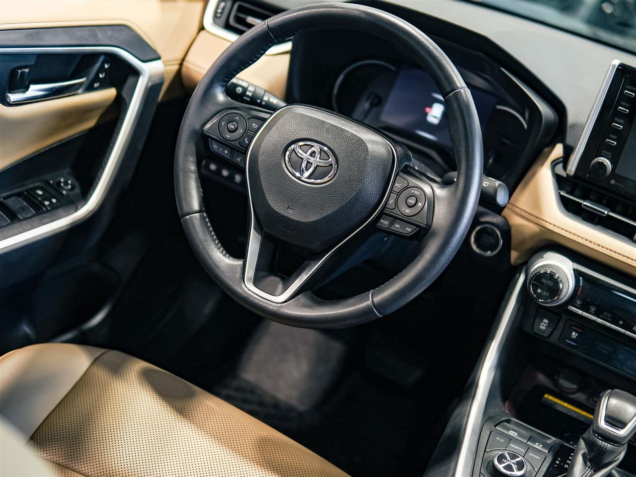2019 Toyota RAV4 ** SALE PENDING BY AMIT ** Photo