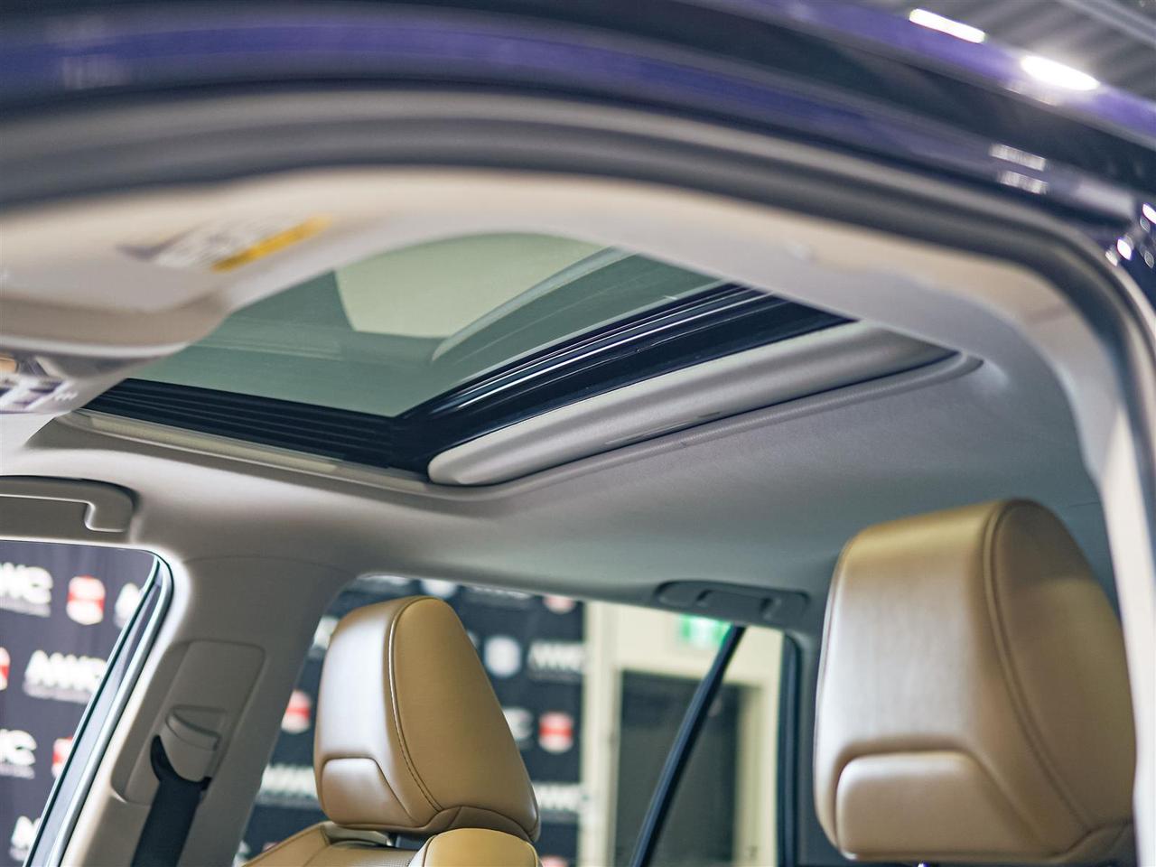 2019 Toyota RAV4 ** SALE PENDING BY AMIT ** Photo