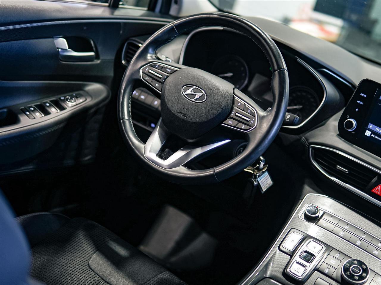 2022 Hyundai Santa Fe ESSENTIAL | AWD | NO ACCIDENTS | ONE OWNER Photo