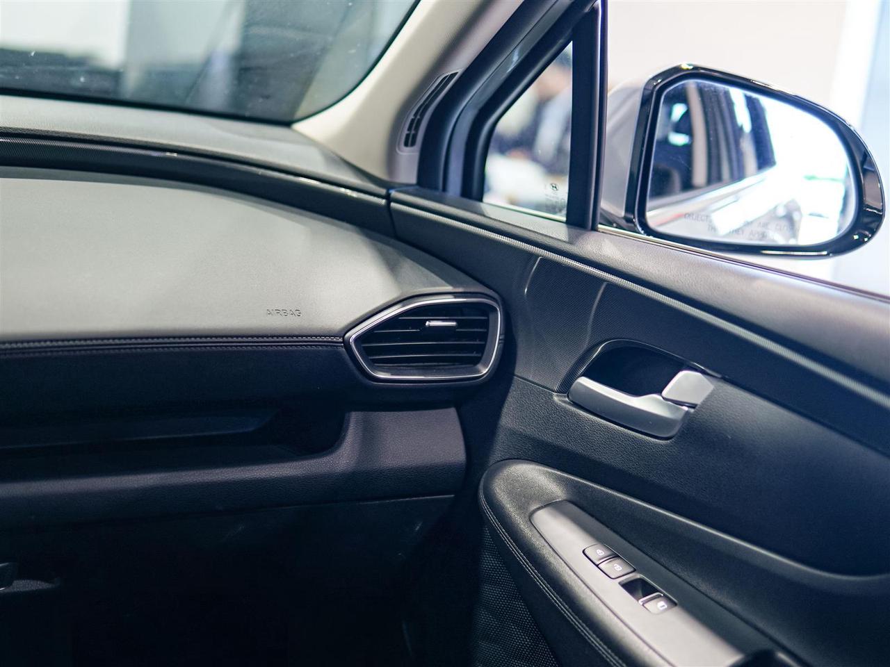 2022 Hyundai Santa Fe ESSENTIAL | AWD | NO ACCIDENTS | ONE OWNER Photo