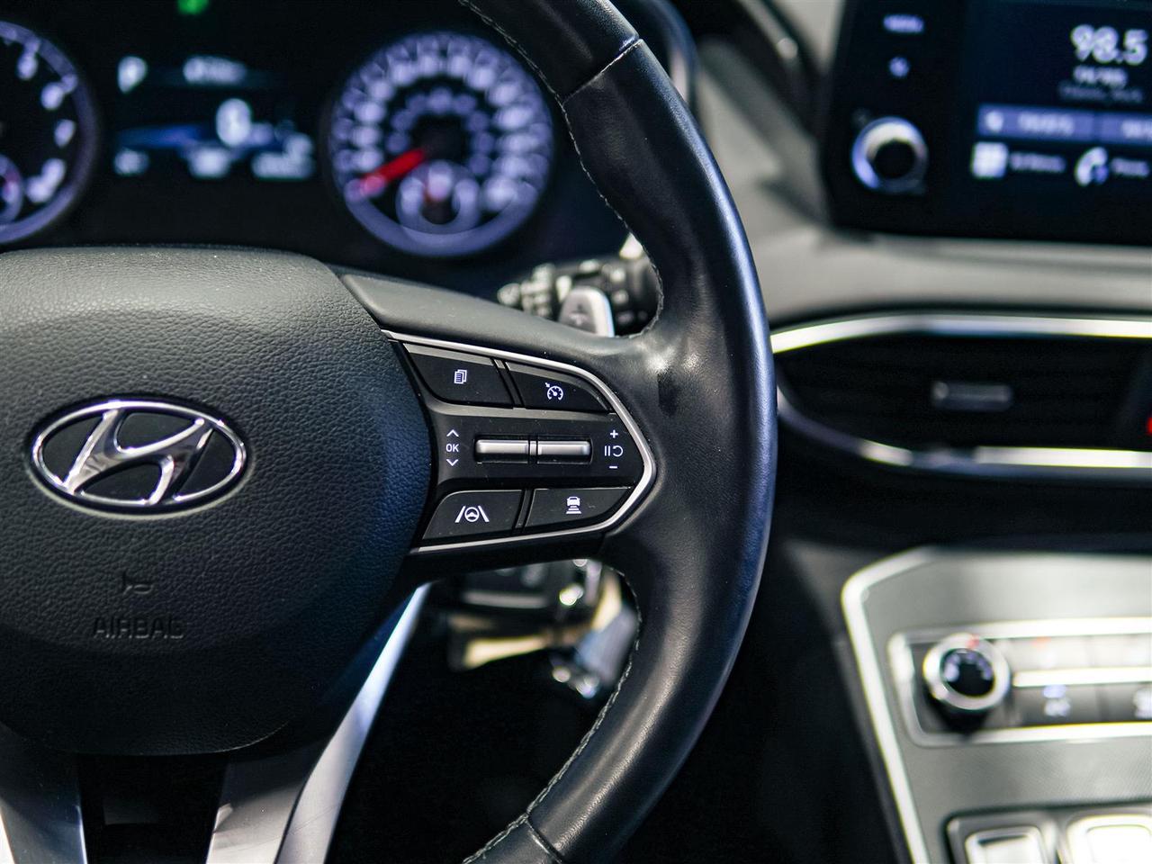 2022 Hyundai Santa Fe ESSENTIAL | AWD | NO ACCIDENTS | ONE OWNER Photo
