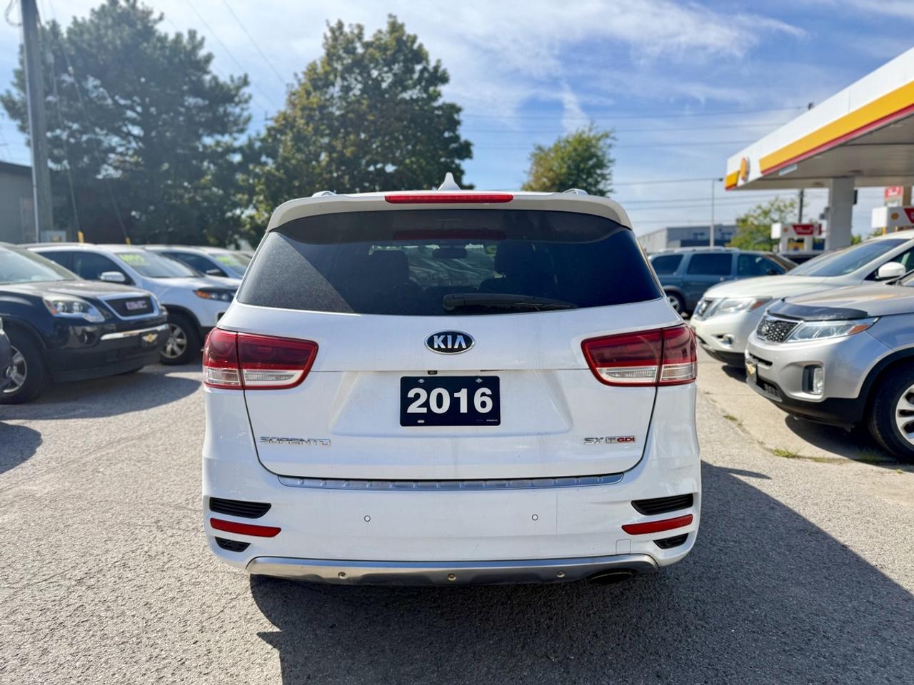 2016 Kia Sorento SX - DEALER SERVICED Photo
