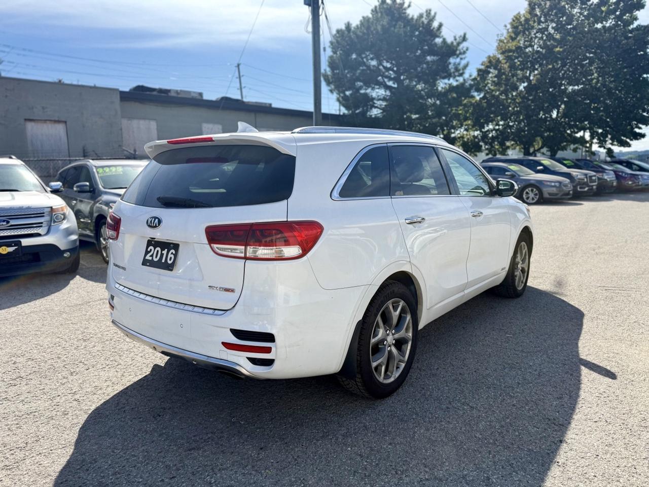 2016 Kia Sorento SX - DEALER SERVICED Photo