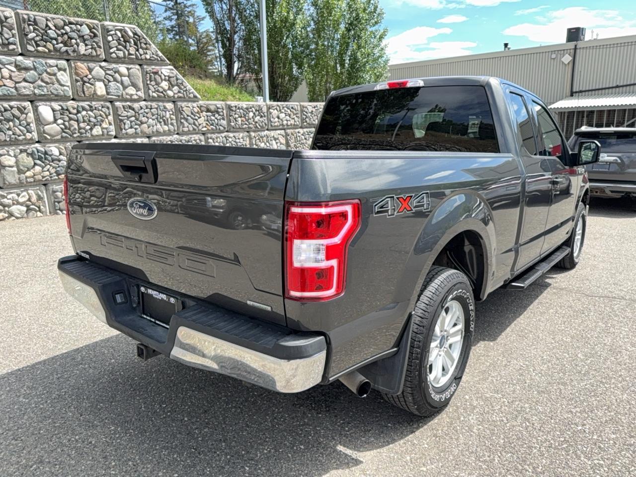 2020 Ford F-150 XLT Photo