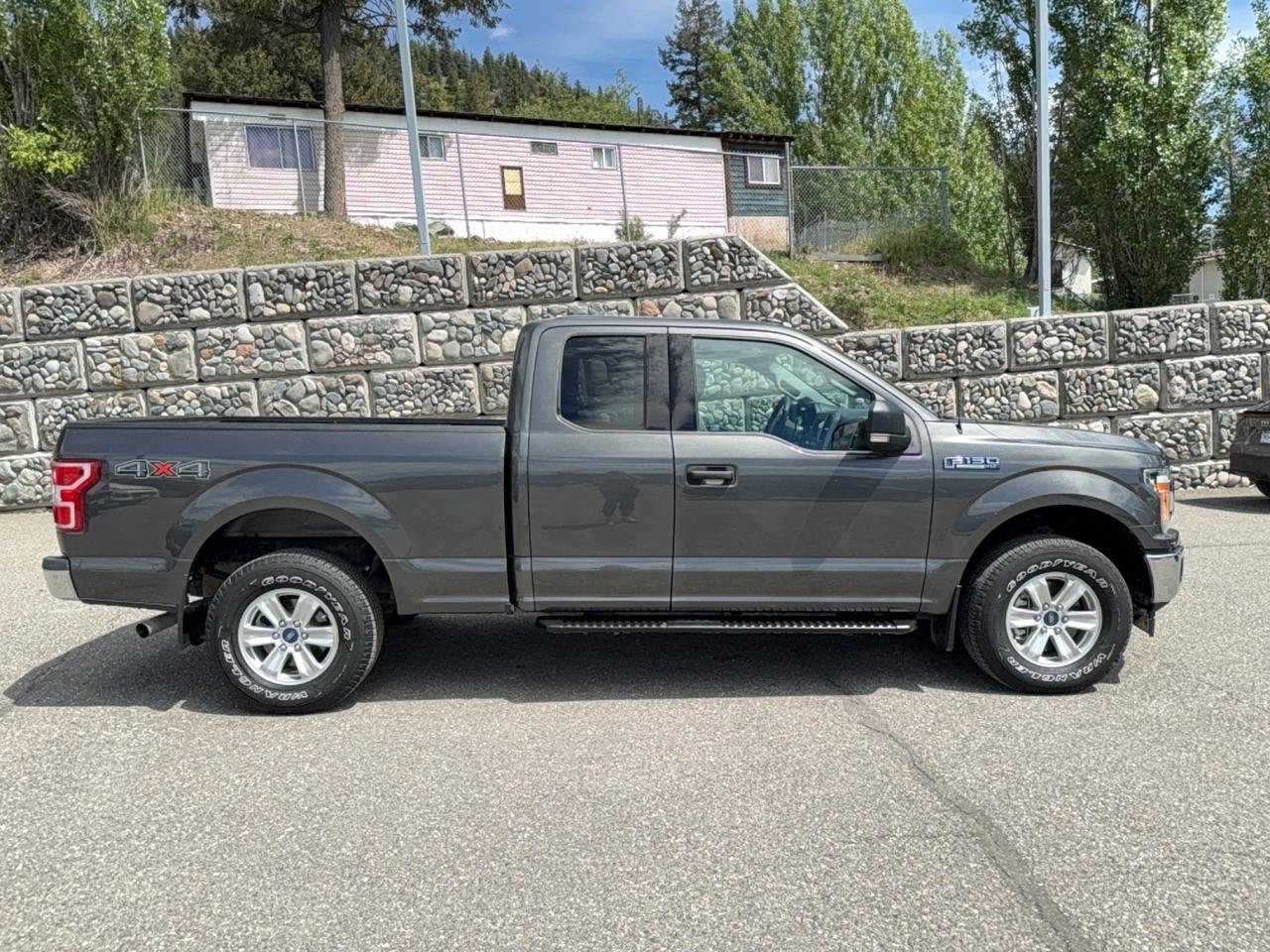 2020 Ford F-150 XLT Photo