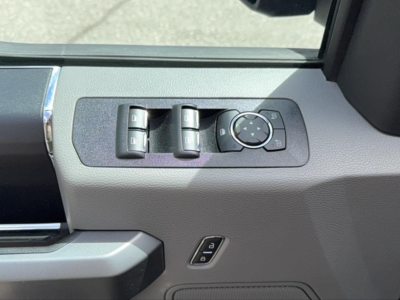 2020 Ford F-150 XLT Photo