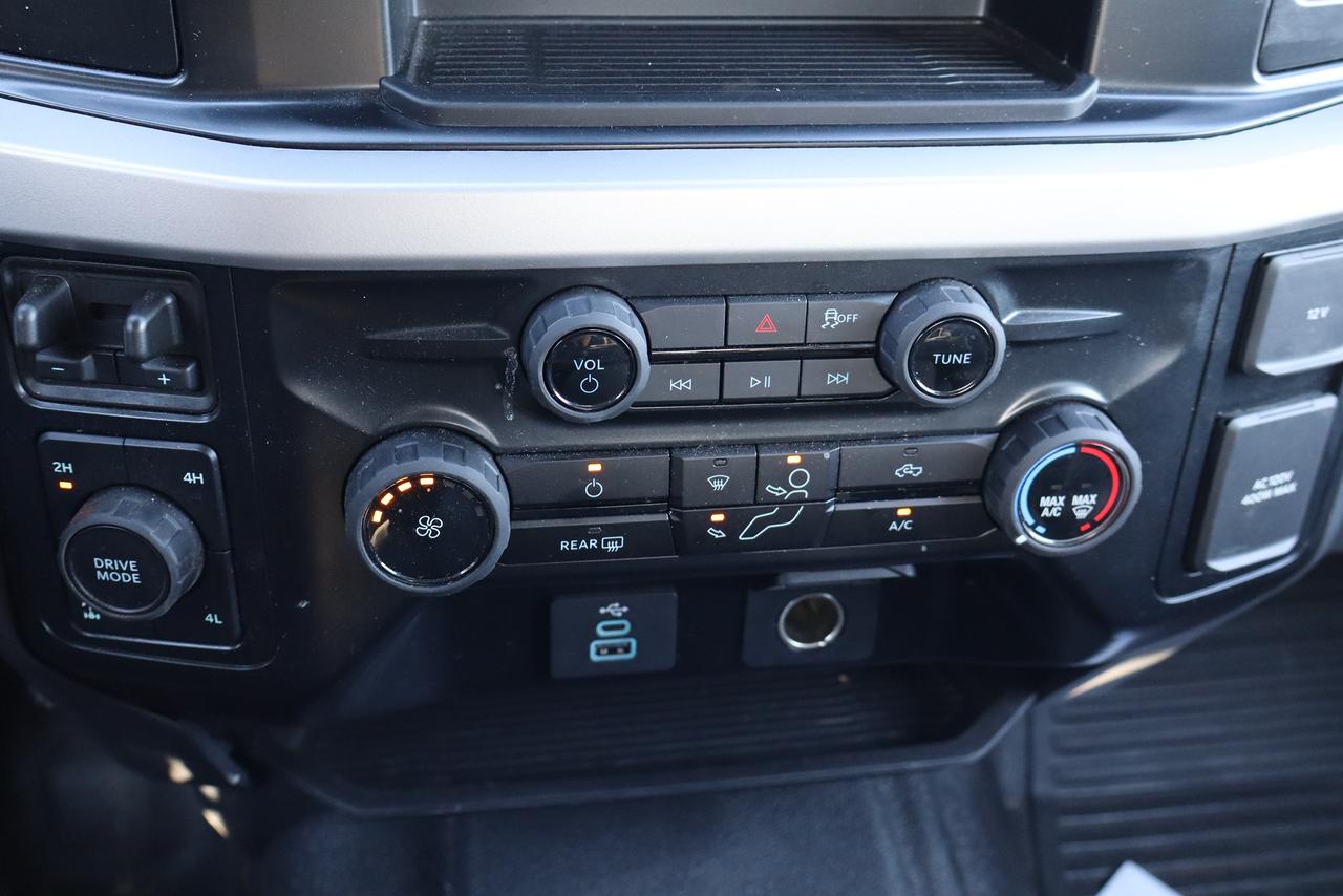 2025 Ford SUPER DUTY F-250 SRW XLT Photo