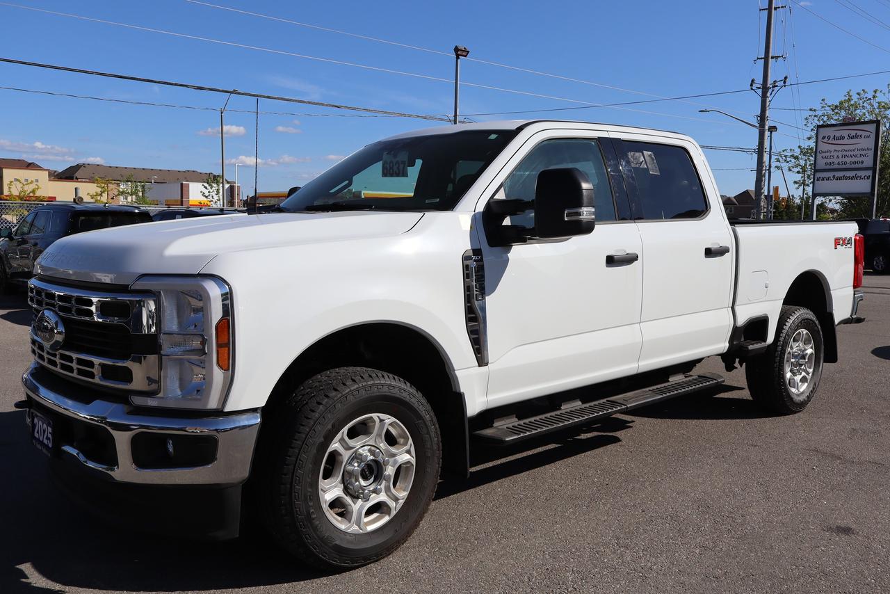 2025 Ford SUPER DUTY F-250 SRW XLT Photo1