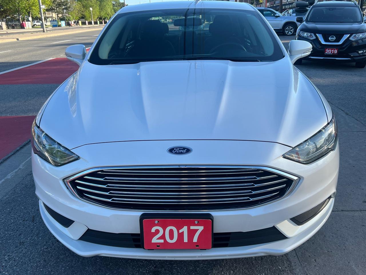 2017 Ford Fusion BACK CAM- NAV-Bluetooth-HEATED SEATS Photo