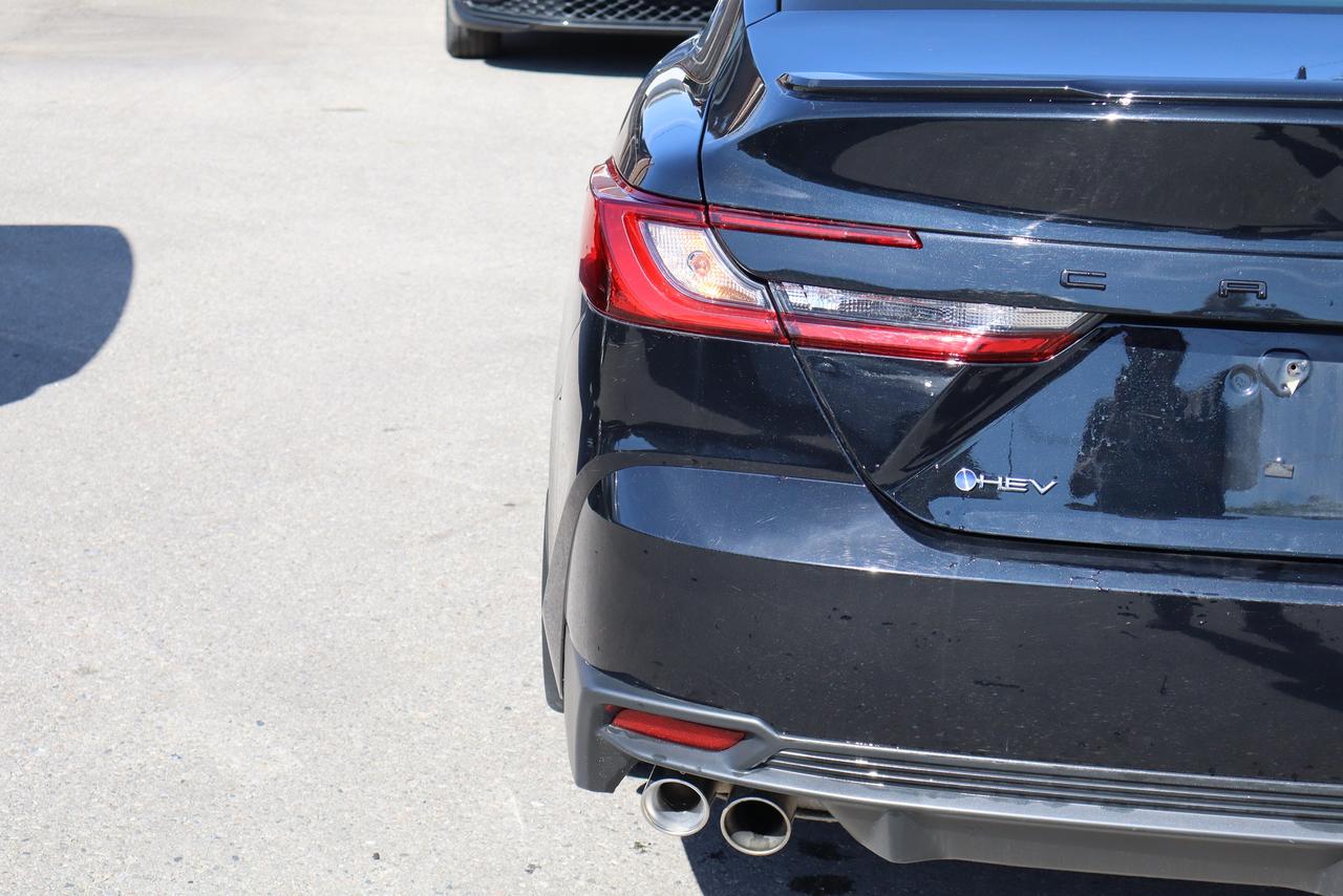 2026 Toyota Camry SE Hybrid Photo