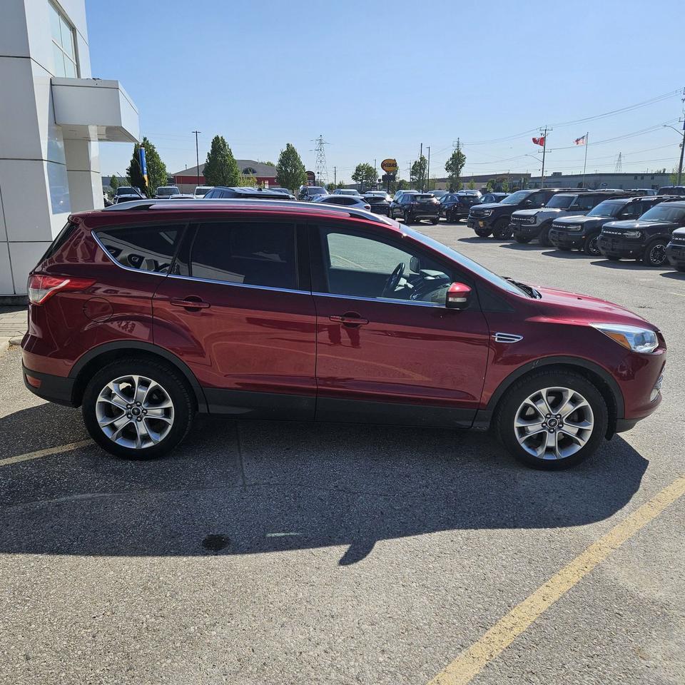 2016 Ford Escape TITANIUM, FWD, 2L ECO, LEATHER, NAV, AS TRADED! Photo3