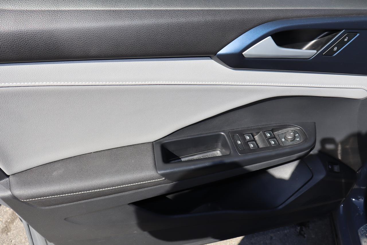 2024 Volkswagen Taos Comfortline Photo
