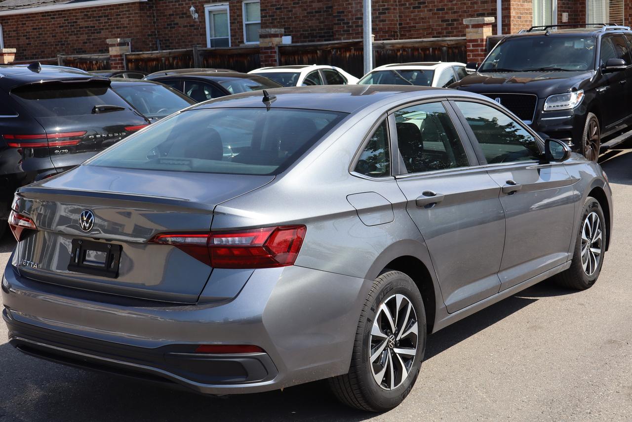 2024 Volkswagen Jetta TRENDLINE AUTO Photo4