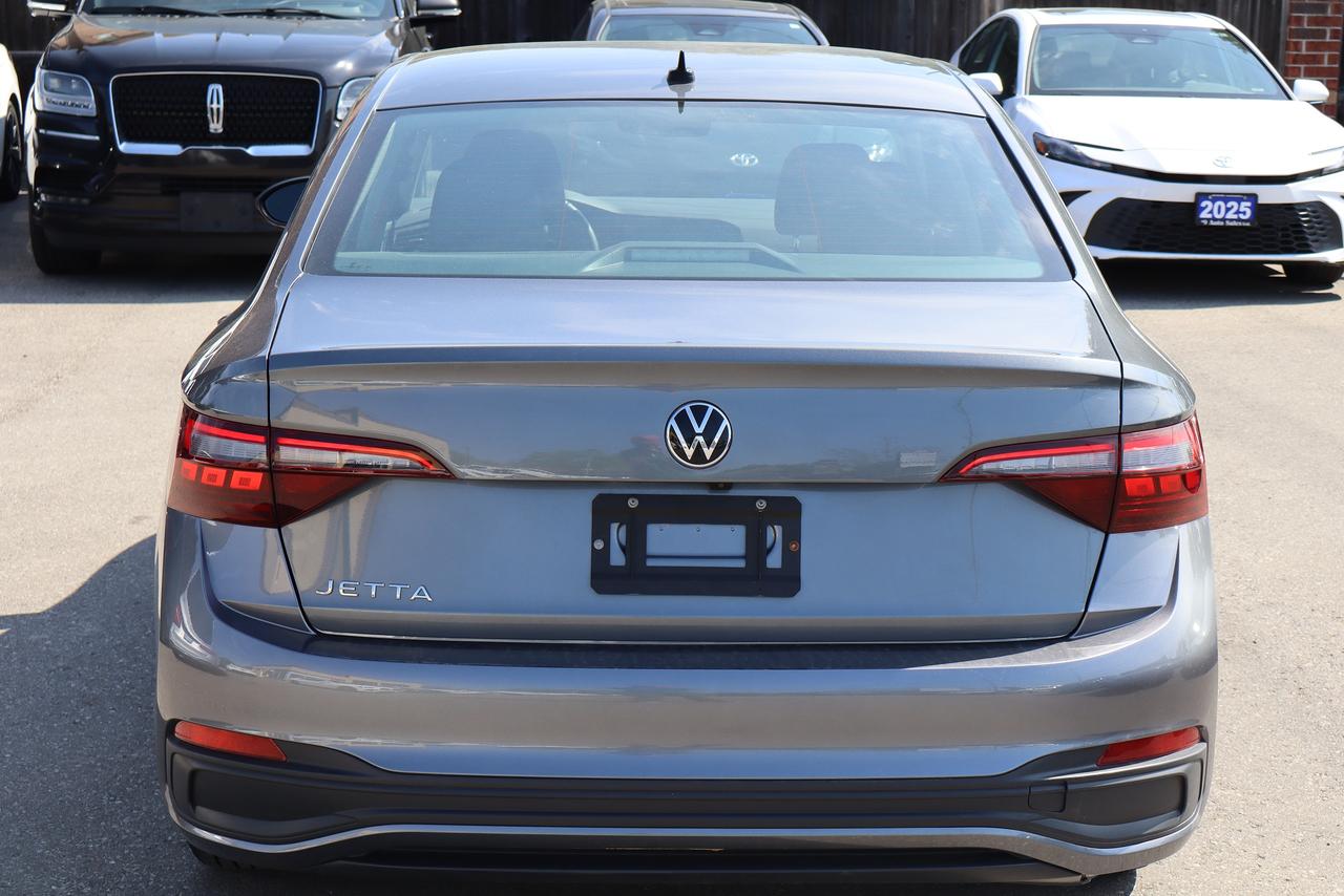 2024 Volkswagen Jetta TRENDLINE AUTO Photo