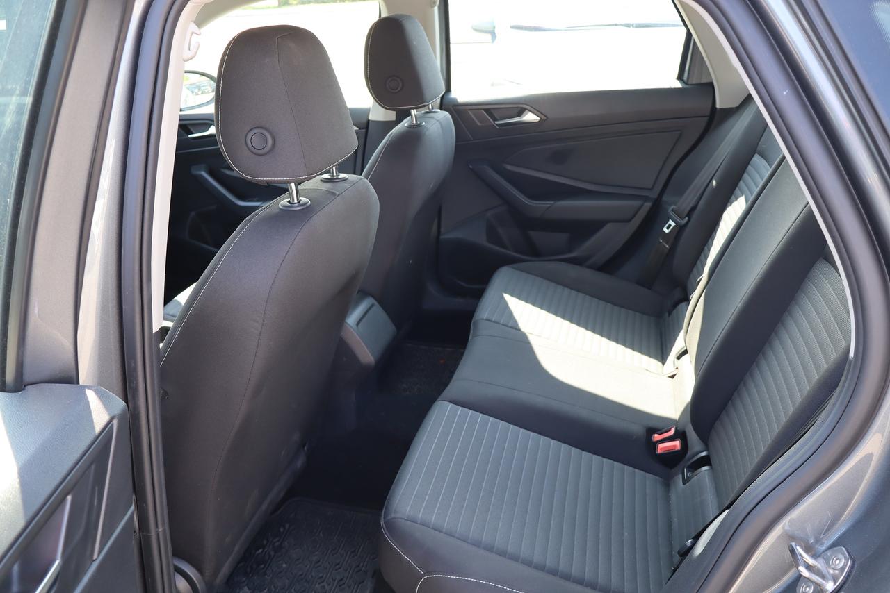 2024 Volkswagen Jetta TRENDLINE AUTO Photo