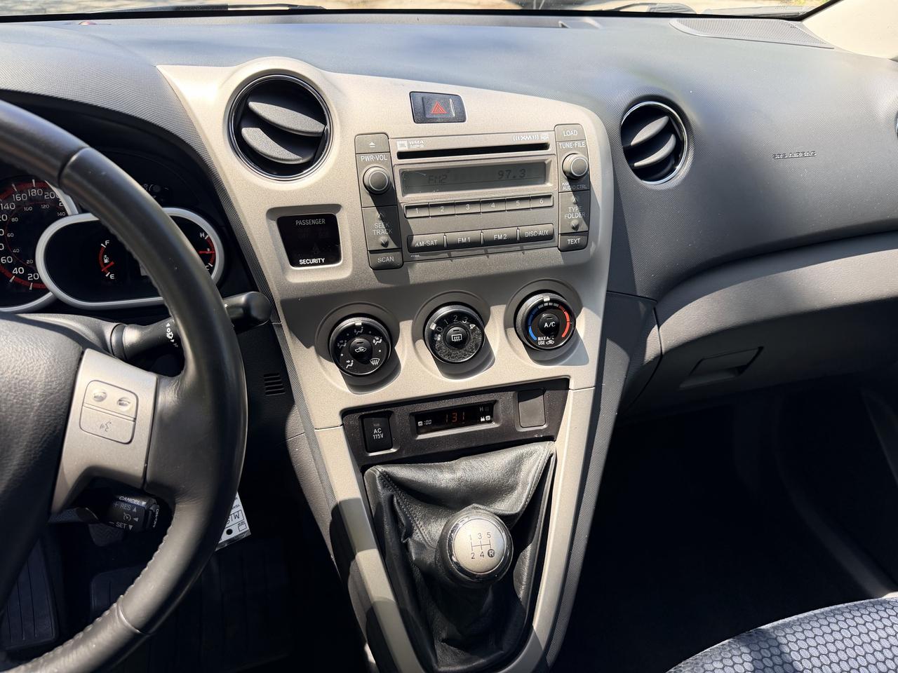2009 Toyota Matrix XRS | 5-SPEED | SUNROOF Photo