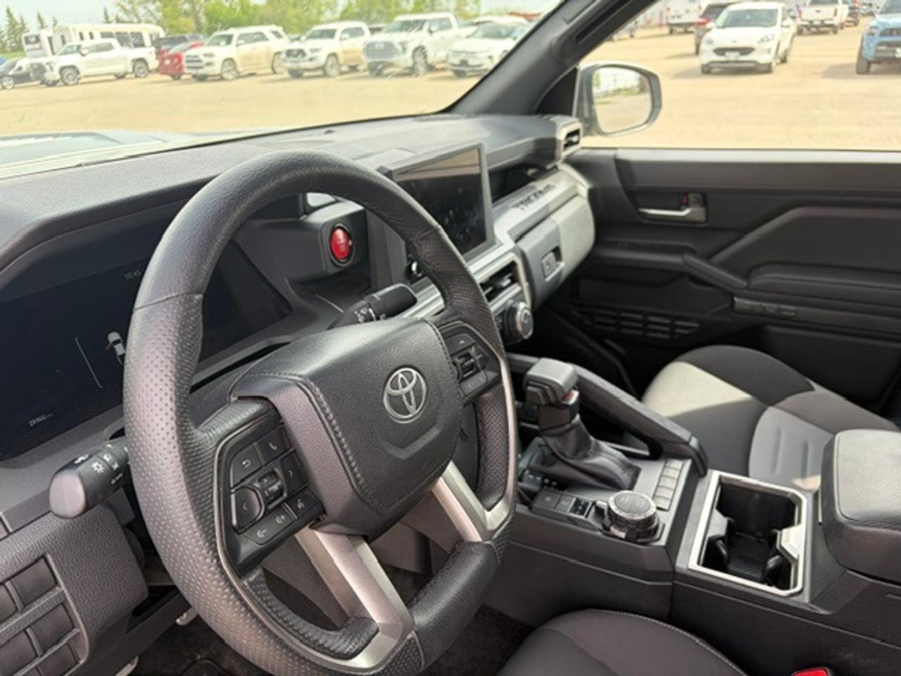 2024 Toyota Tacoma Double Cab TRD SPORT Photo4