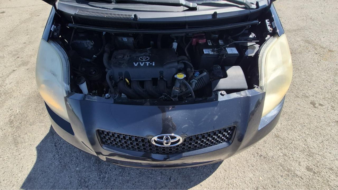2008 Toyota Yaris AS IS SPECIAL, LE, RUNS AND DRIVES GREAT Photo