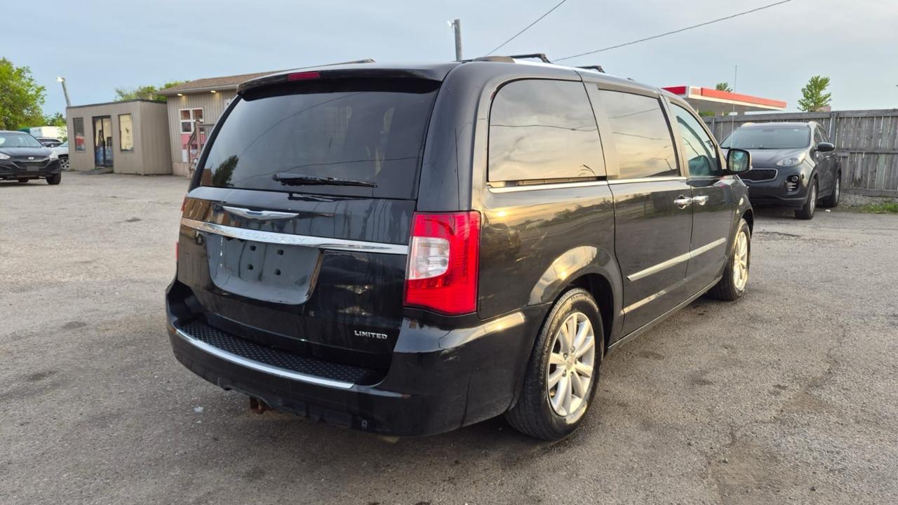 2016 Chrysler Town & Country AS IS, Limited, RUNS DRIVES WELL, WELL MAINTAINED Photo4
