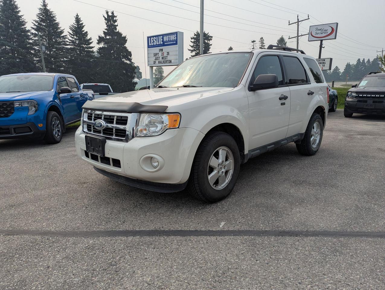 2011 Ford Escape XLT FWD Photo0