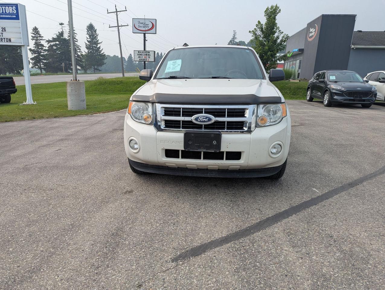 2011 Ford Escape XLT FWD Photo1