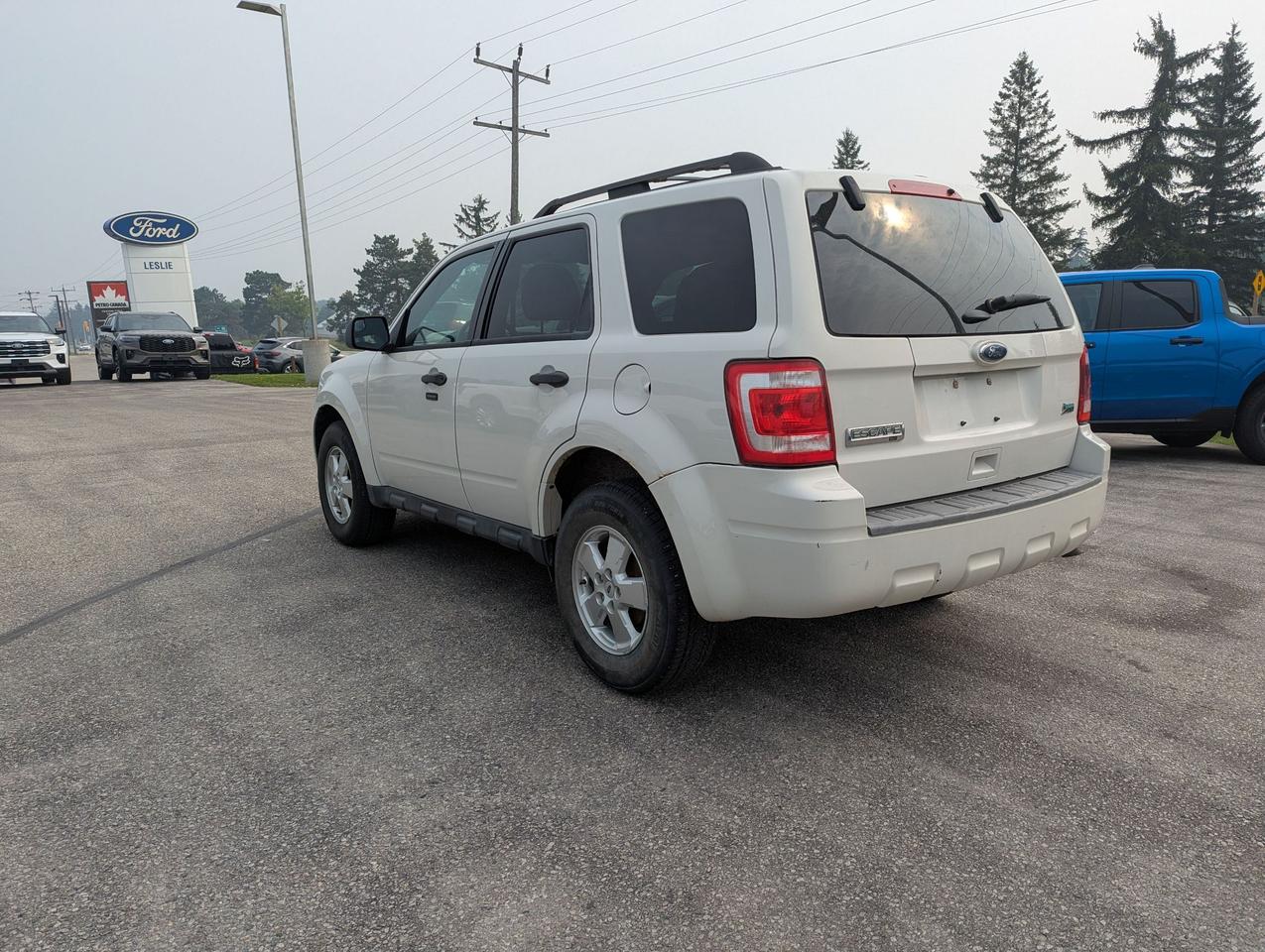 2011 Ford Escape XLT FWD Photo3
