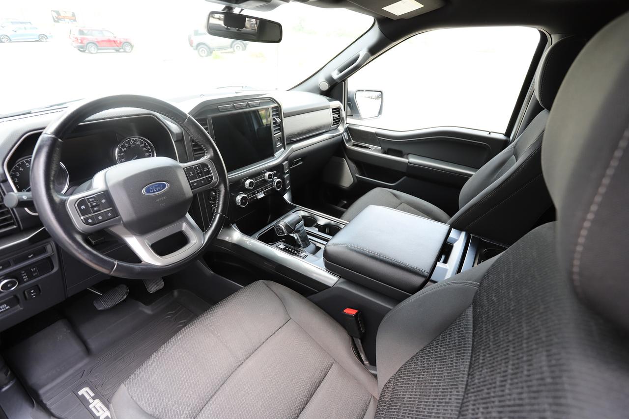 2022 Ford F-150 XLT 4WD SuperCrew 5.5' Box Photo