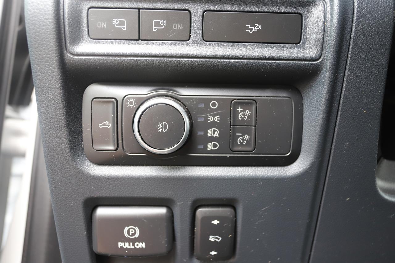 2022 Ford F-150 XLT 4WD SuperCrew 5.5' Box Photo