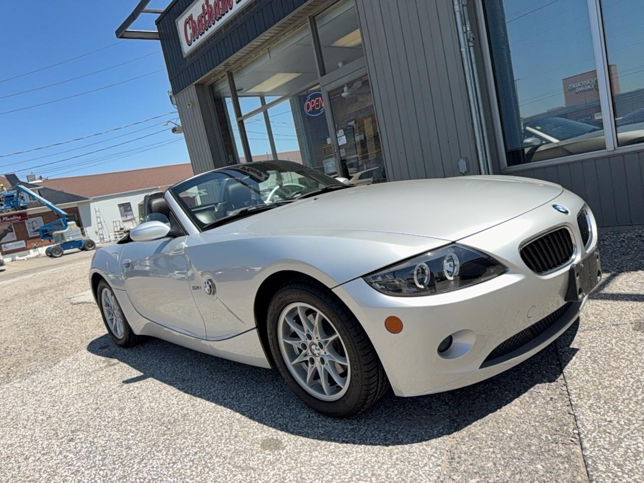 2005 BMW Z4 2.5i Photo0